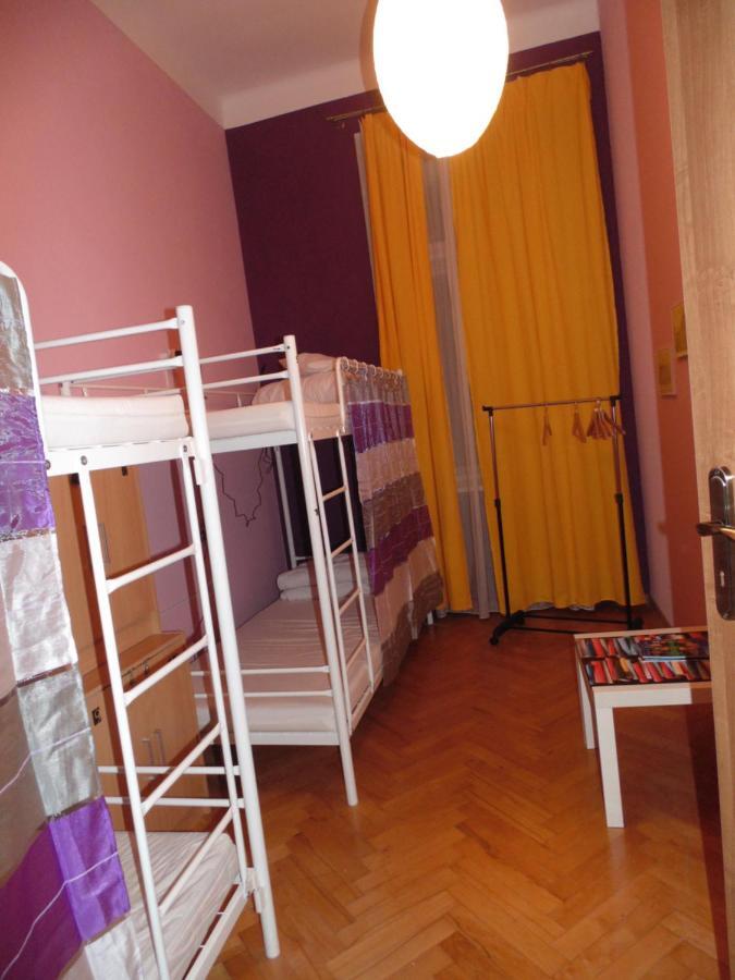 Hostel Motion クラクフ エクステリア 写真